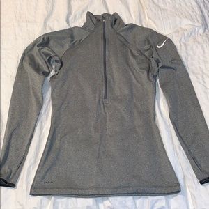 Nike Pro Hyperwarm Half-Zip Size Medium